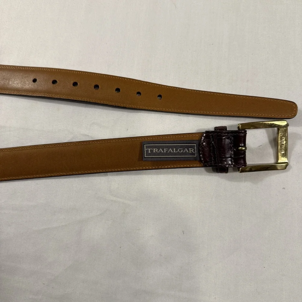 BELTS MENS 44 Trafalgar Brown‎ Cortina Leather Alligator Style Made in USA